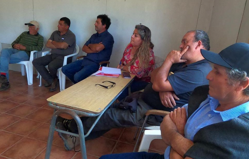 <strong>Autoridades y comité de pequeños agricultores confirmaron renovación de contrato para uso de terrenos productivos en San Juan</strong>