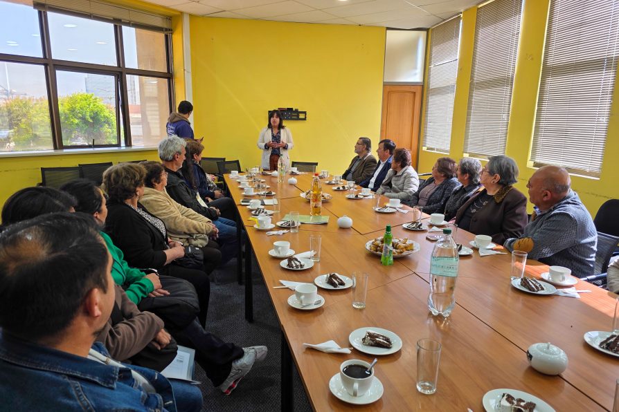 Organizaciones sociales de San Antonio reciben recursos del Fondo Social Presidente de la República 2025